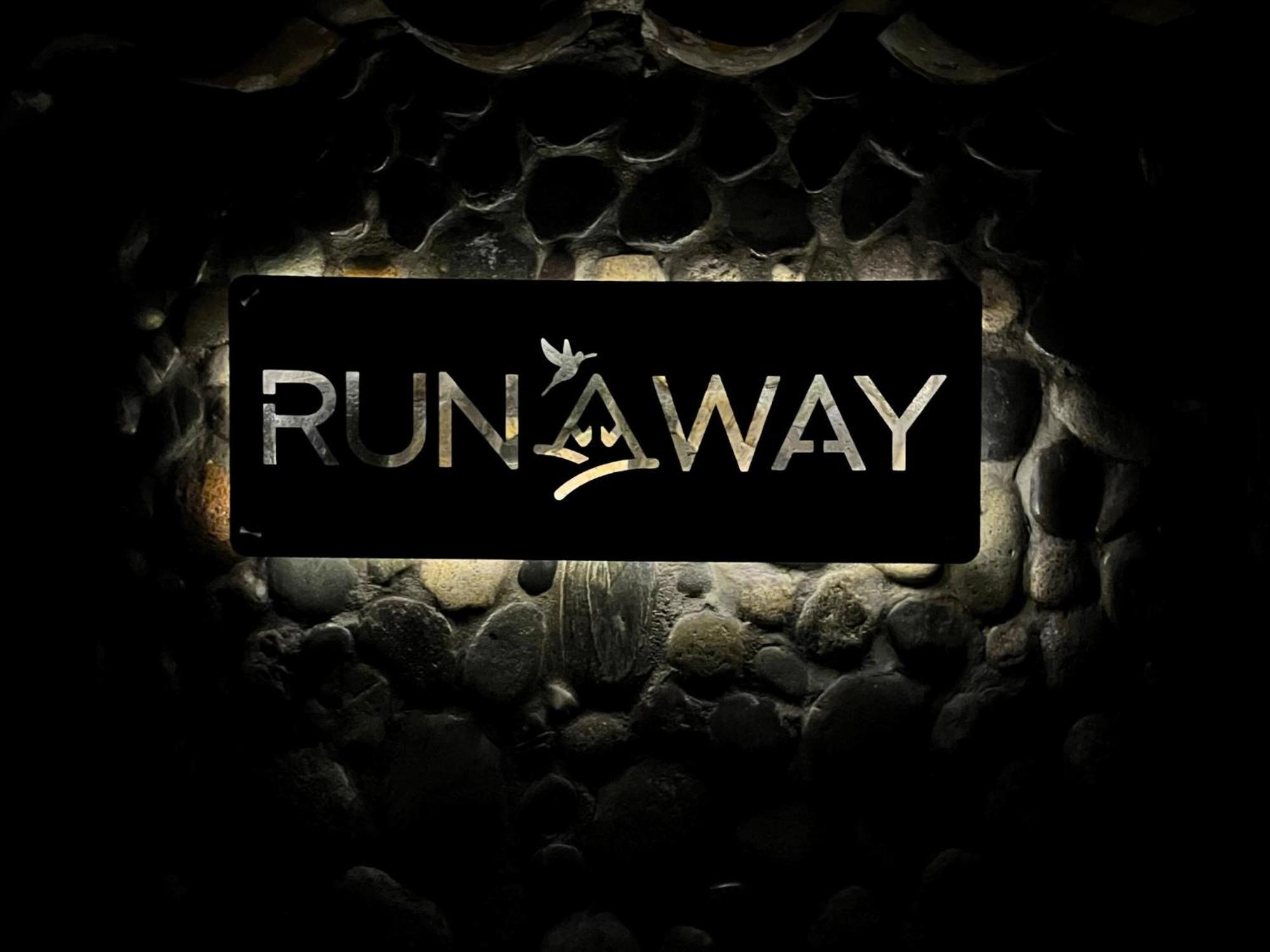 Runaway Eco Hotel Carhuaz Dış mekan fotoğraf