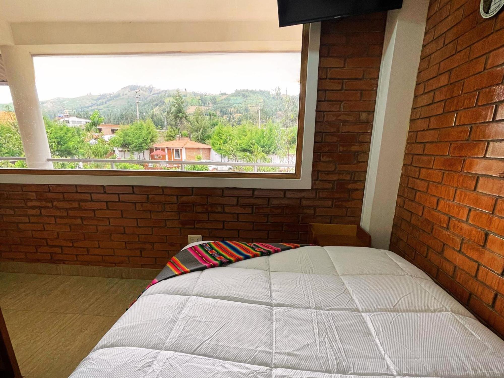 Runaway Eco Hotel Carhuaz Dış mekan fotoğraf