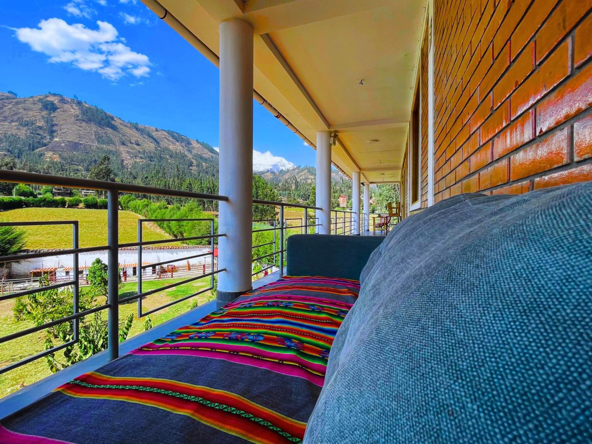Runaway Eco Hotel Carhuaz Dış mekan fotoğraf
